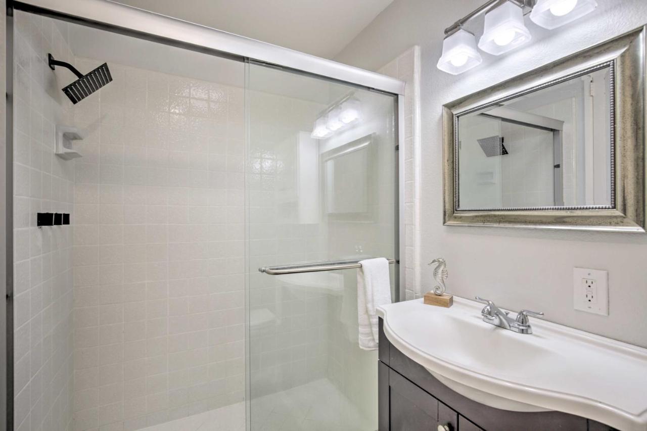Charming Oceanside Condo With Beach And Pool Access! Eksteriør bilde